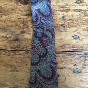 Brooks Brothers Paisley Patterned Men's Tie